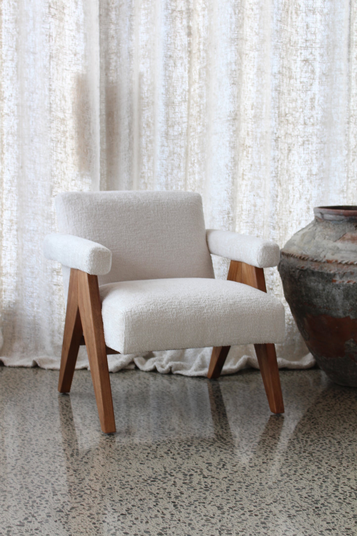 Vio Loungchair Lorén Collection
