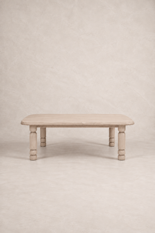 Issoua | Dining Table