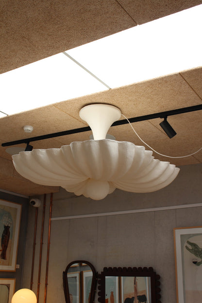 Moreau | Hanging Light The Medium