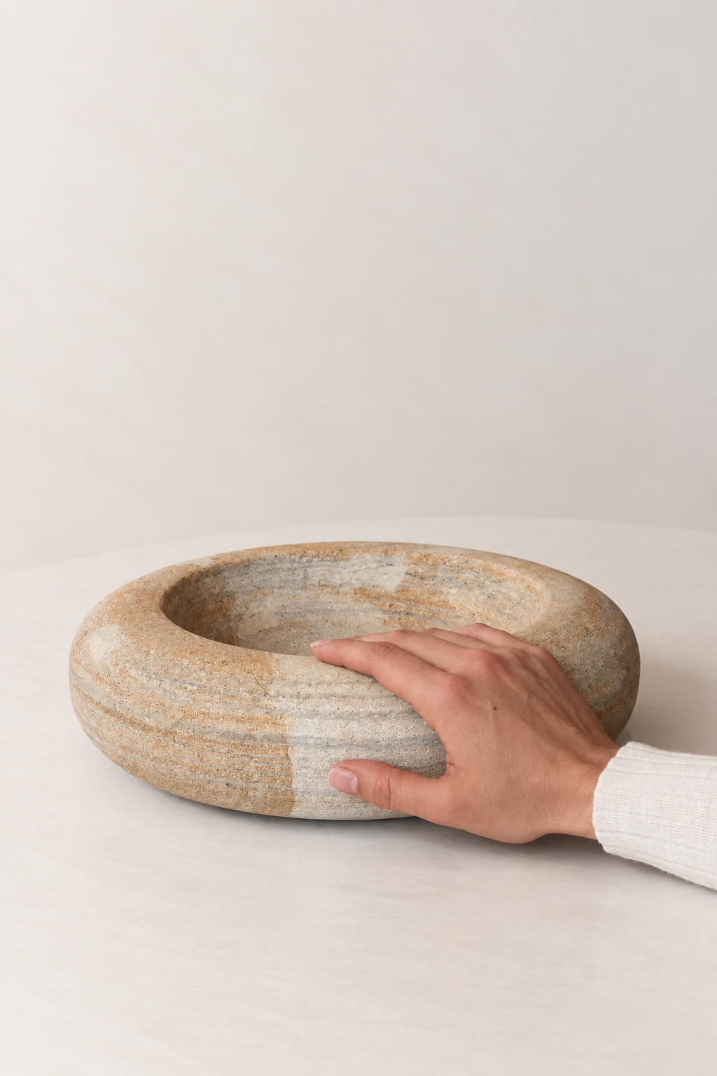 Round Tray | Limestone