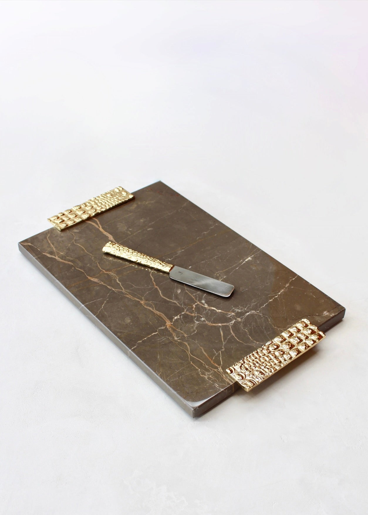 Safari Luxe Large Cheese Board with Knife