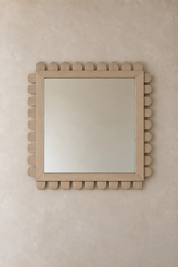 Biscus | Mirror