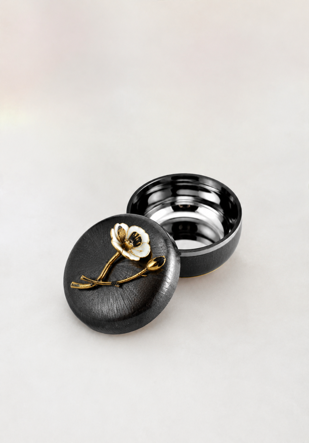 Anemone Covered Candy Dish — Michael Aram — view 3 | Amier Home