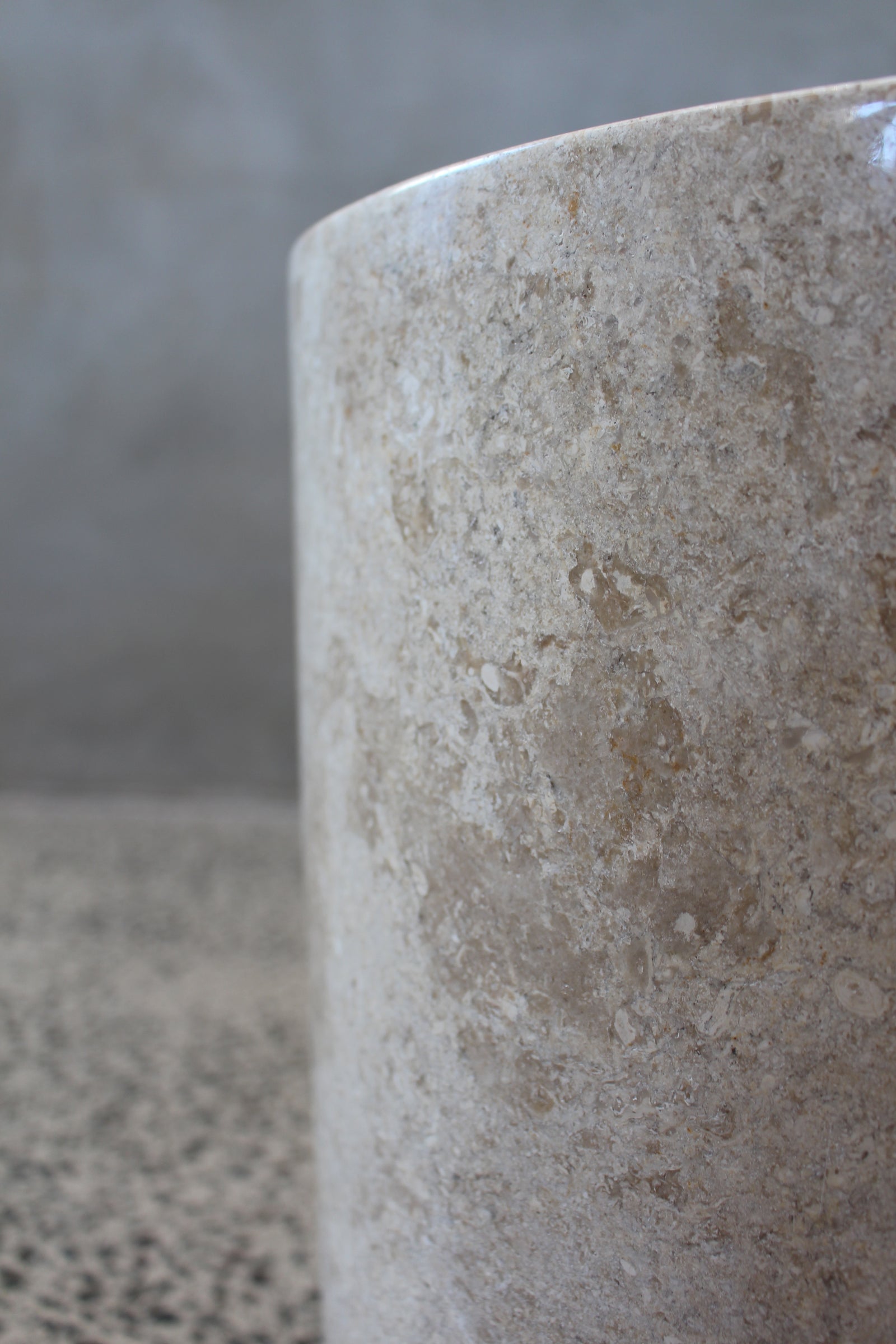 Mediterranean Planter | White Marble Cita Mulya