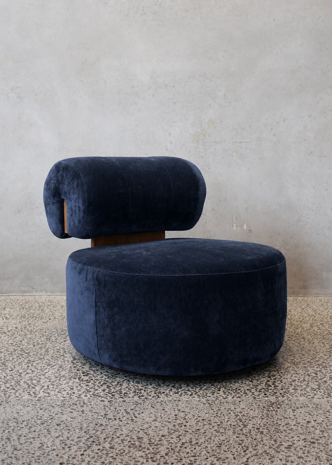 Boldor — Turning Loungechair by Asiades | Amier Home