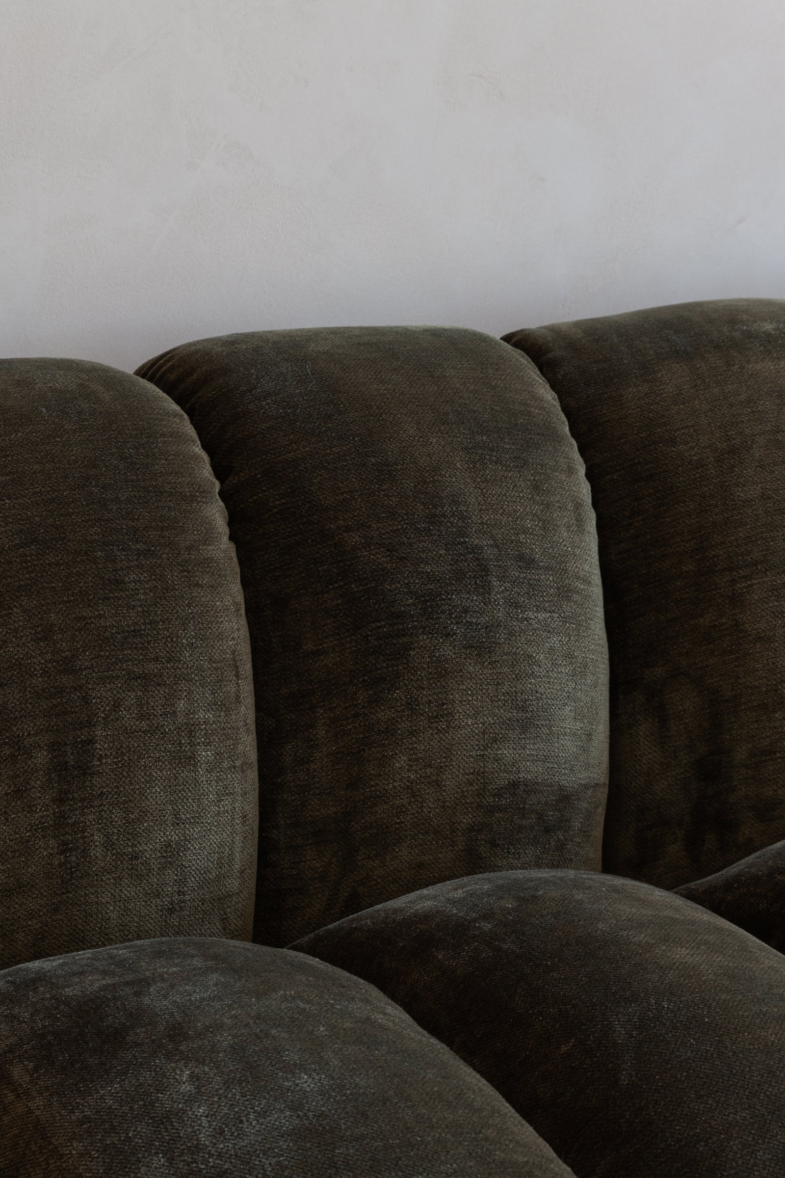 Diksa — Sofa by Asiades — view 14 | Amier Home