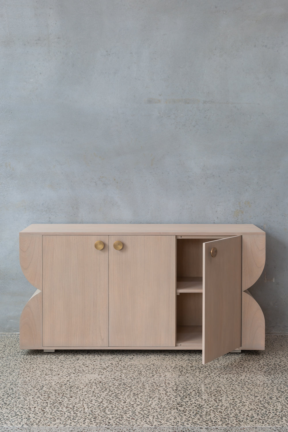 Zadra Sideboard