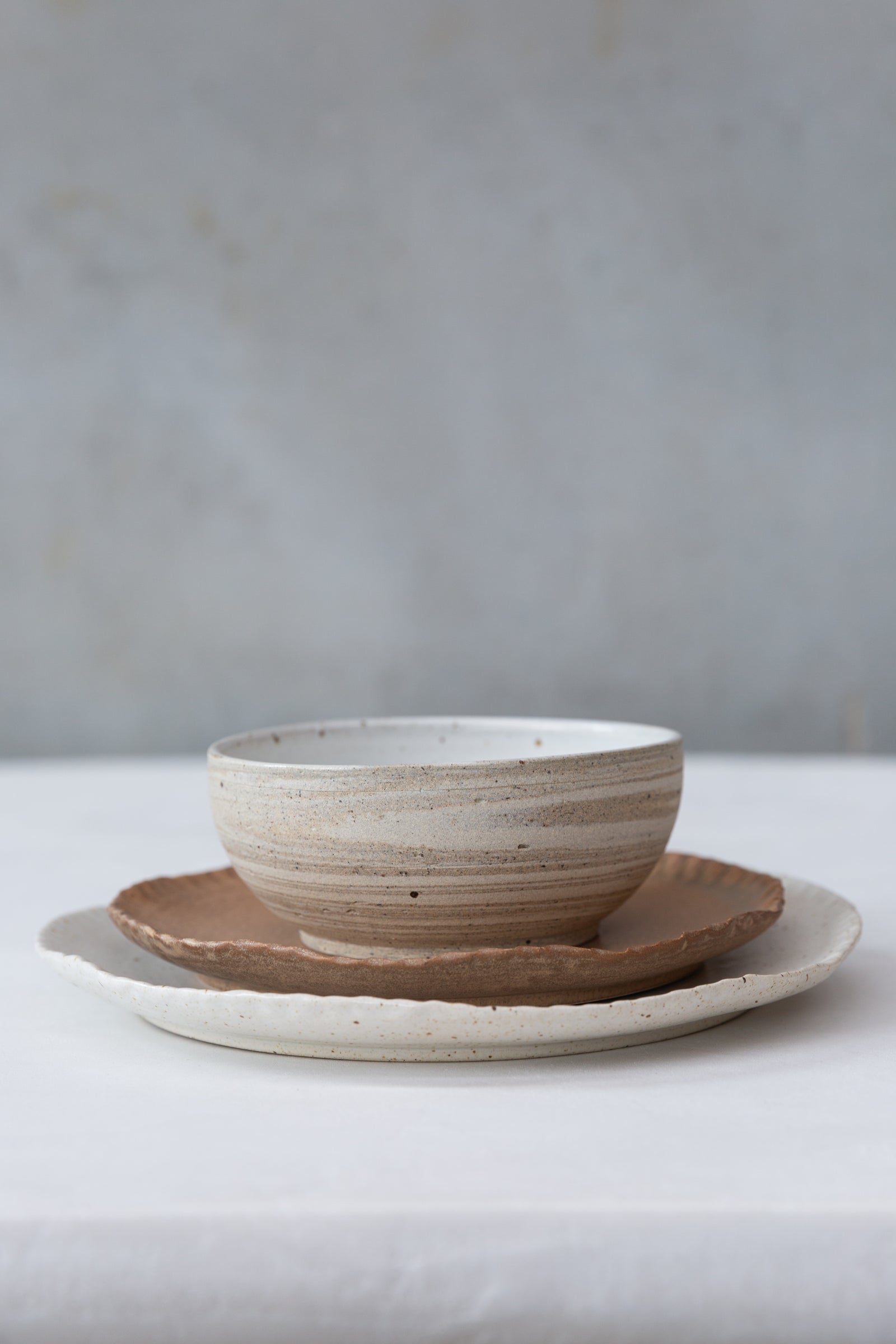 Plate Medium | Handmade Ceramic Ava Studio