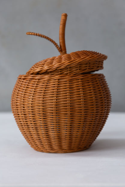 Apple | Basket Diobeni