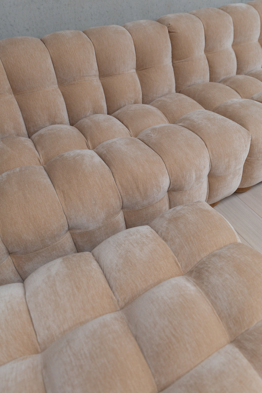 Puffed Roba Sofa