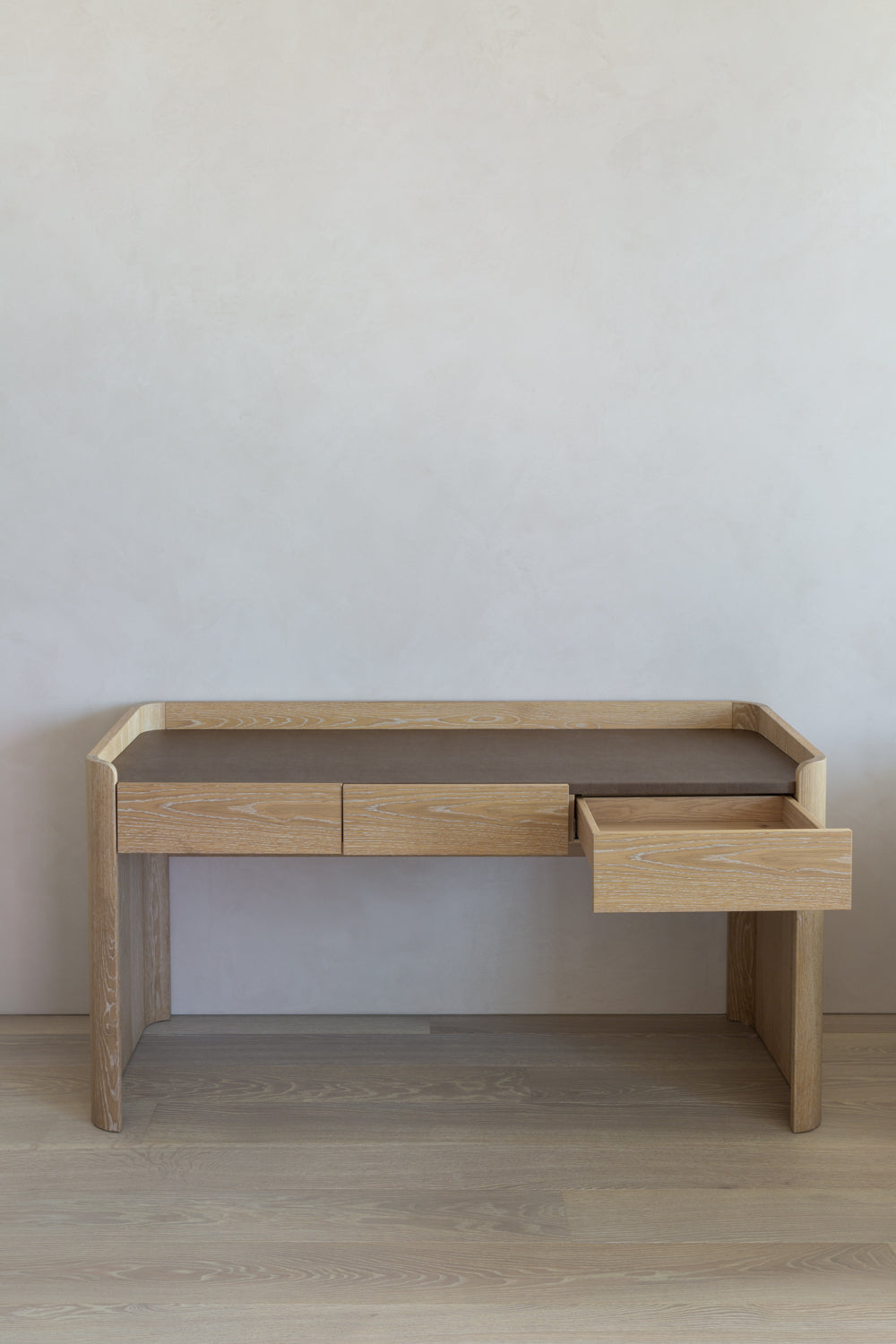 Laguna | Desk Janish Home
