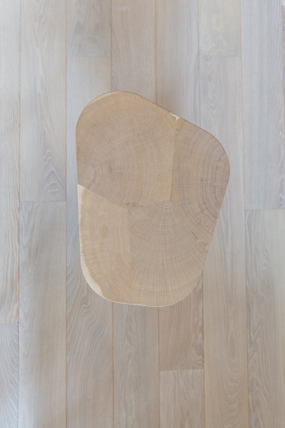 Omada | End Table Janish Home