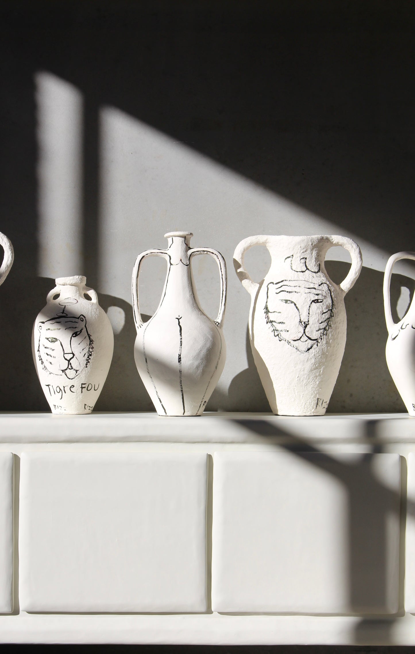 Tiger Vase | By Rizz