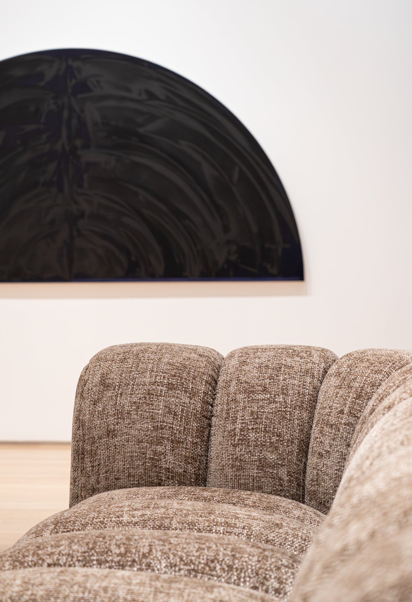 Diksa — Sofa by Asiades — view 4 | Amier Home