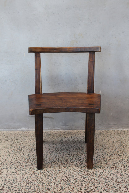 Primitif | Chair The Medium