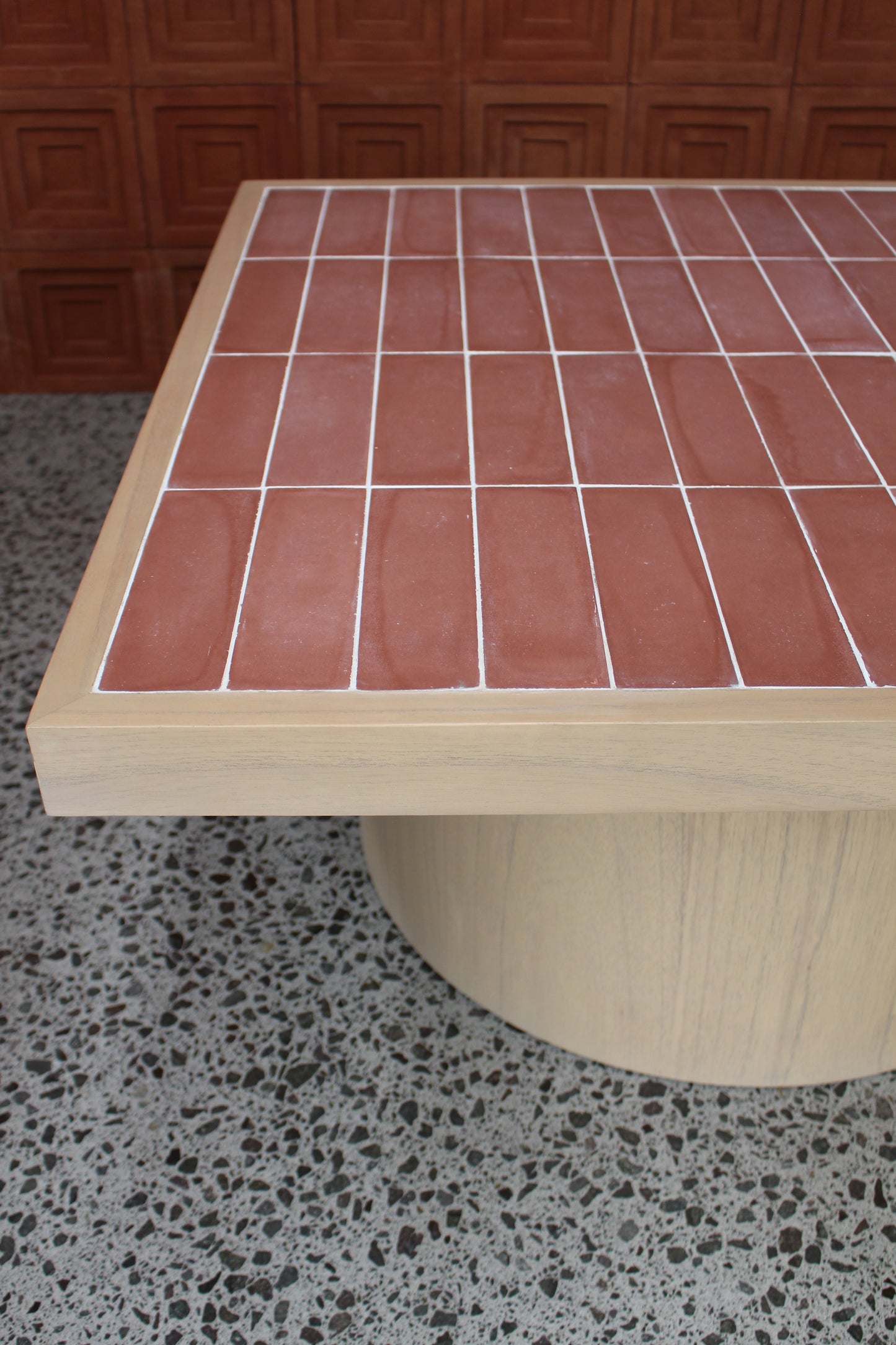 Malak coffee table