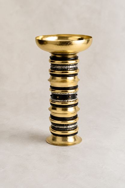Naga Medium Vase | Michael Aram