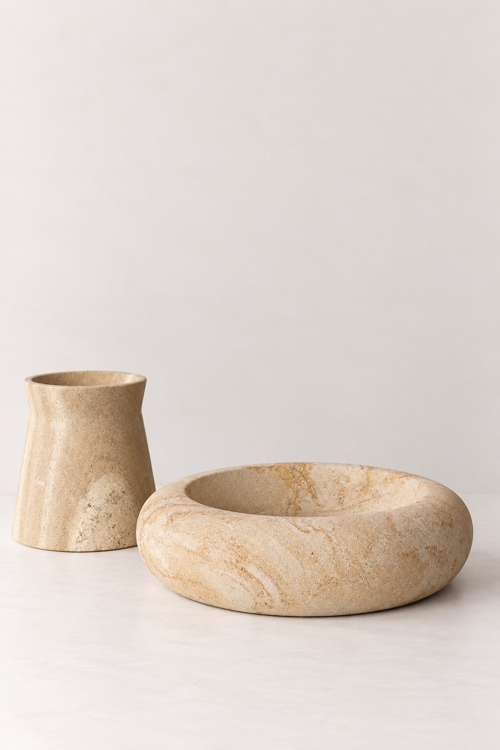 Round Tray | Limestone