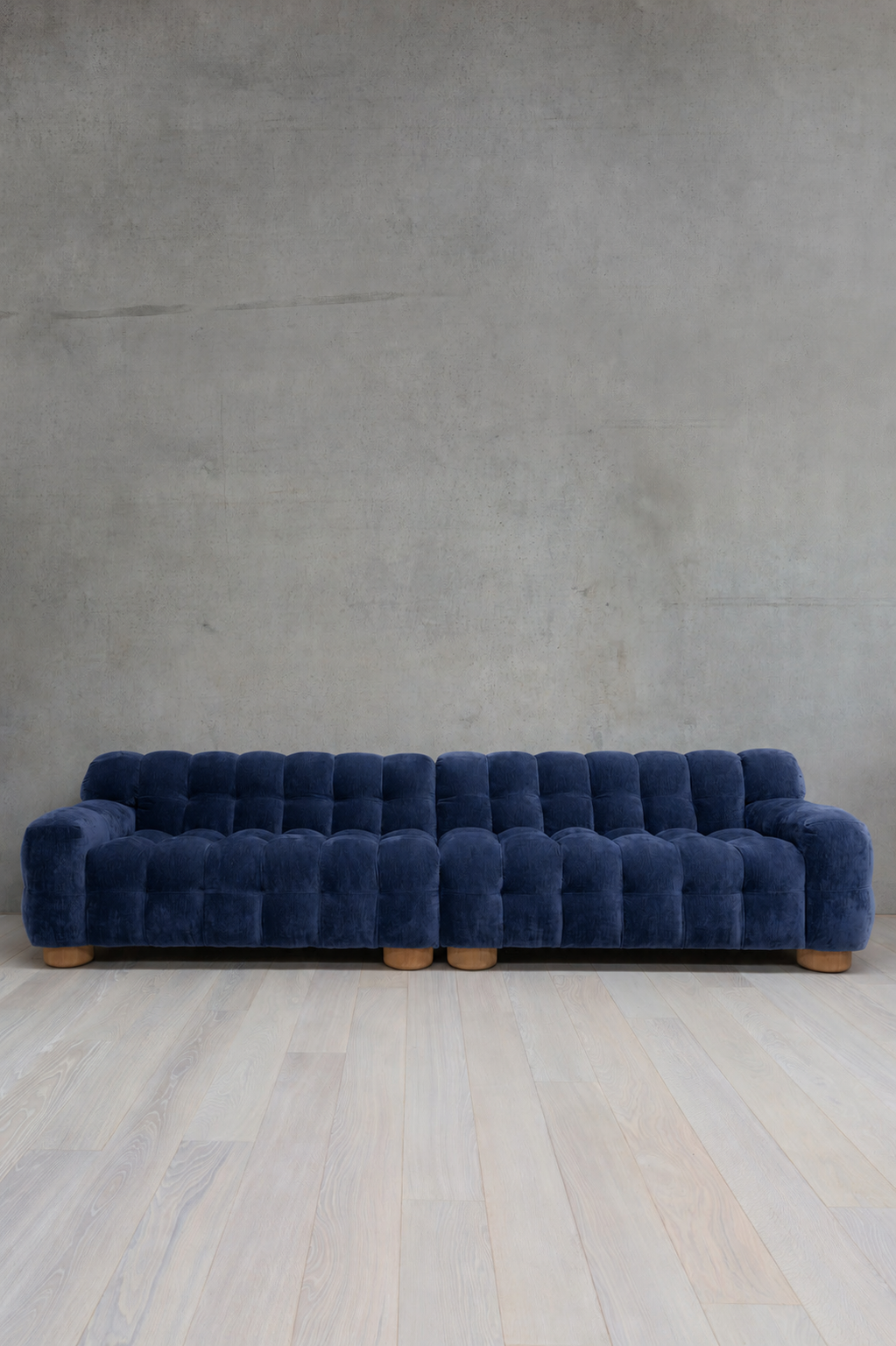 Roba — Sofa by Asiades — view 3 | Amier Home