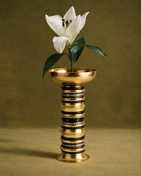 Naga Medium Vase | Michael Aram