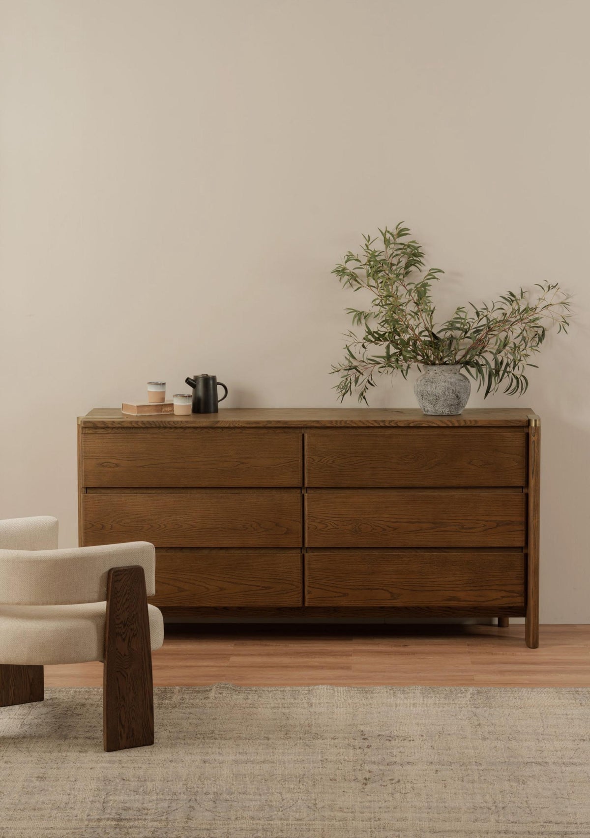 Montaro | Six Drawer Dresser