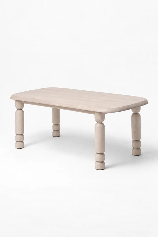 Issoua | Dining Table